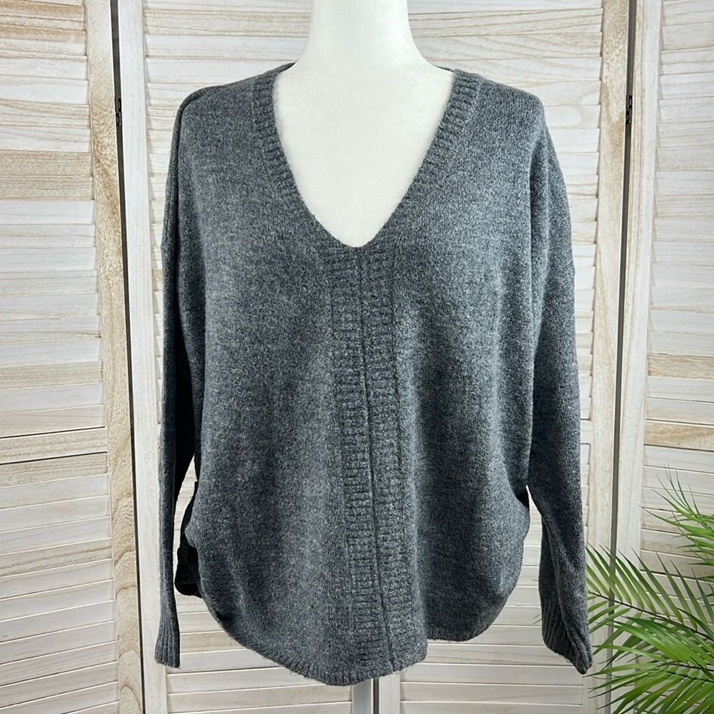 XCVI Gray Mapleton V-Neck Sweater Small